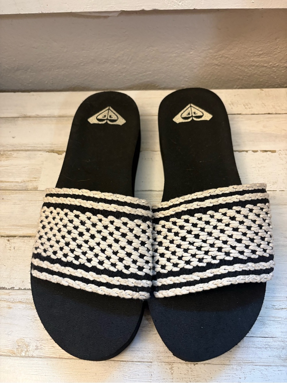 Roxy Black and White Braided Slide Sandals